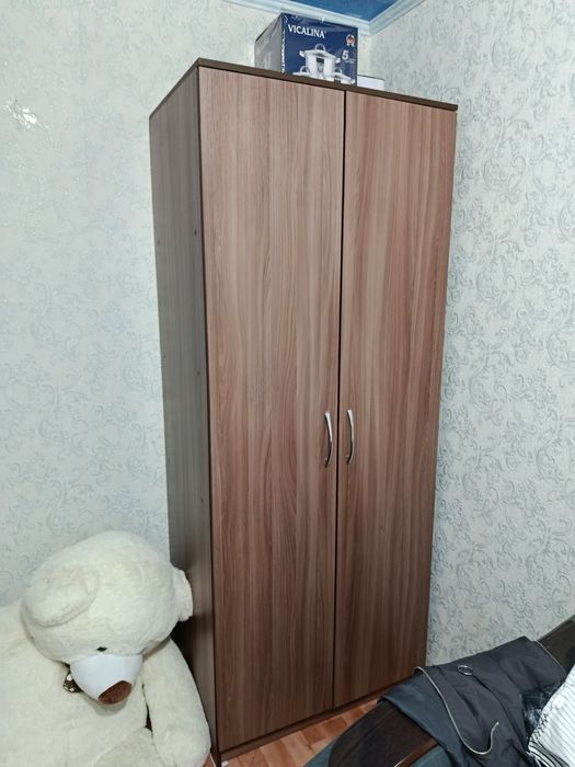Продам диван и шкаф