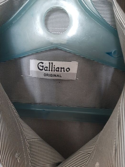 Продам мужскую рубашку