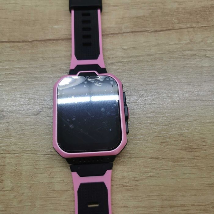 Детски смарт часовник Vivacom Kids Watch-розов/В гаранция.