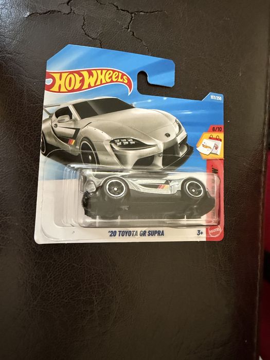 Машинки Hot Wheels