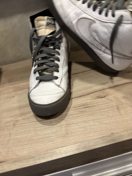 Nike Blazer Mid 77