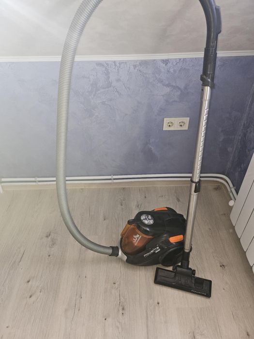 Плахосмукачка Rowenta