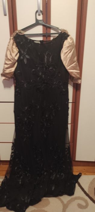 Официална  рокля