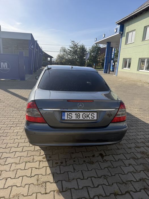 Mercedes E class w211 2007