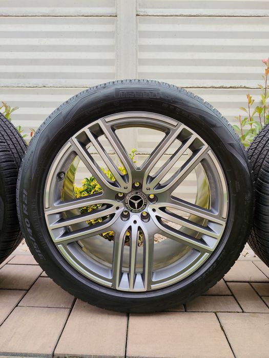 Vând jante Mercedes GLS/ GLE/GLE coupe W167  pe 21" originale anvelope Pirelli all season  noi