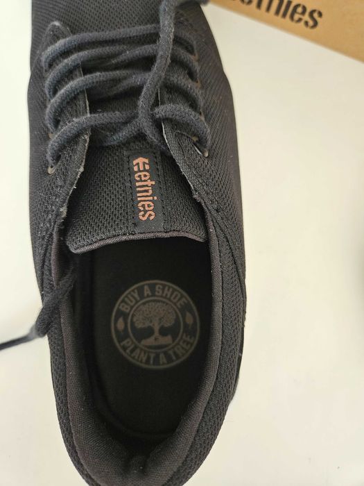 Сникърси Etnies Scout