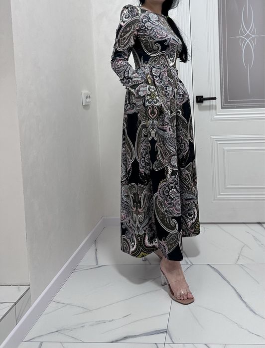 Платье повседневное и вечернее