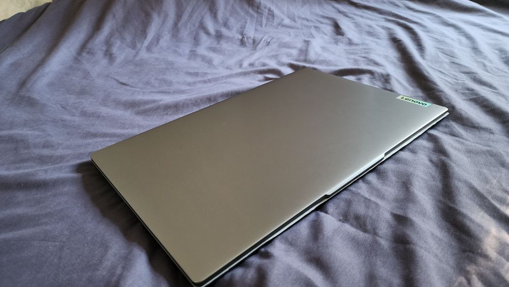 Новый ноутбук IdeaPad Slim 3 15AMN8