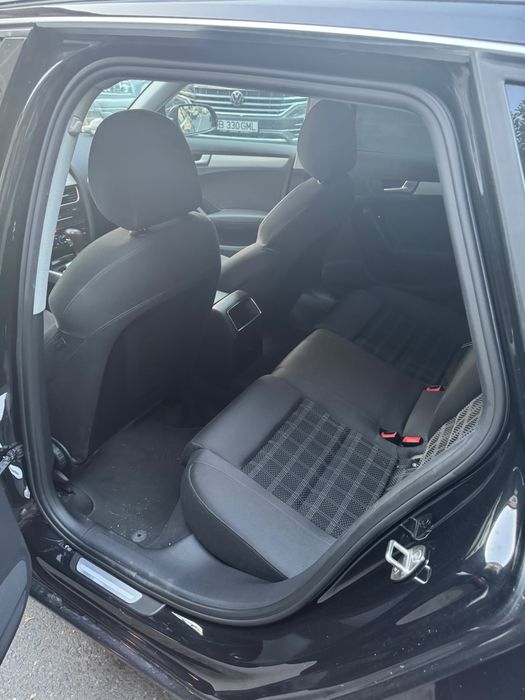 AUDI A4 Avant 2011 — imagine 3