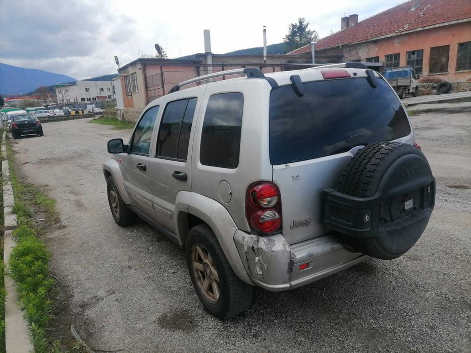 Jeep Cherokee 2,8 CDI, Джип Чероки на части!
Март 2007