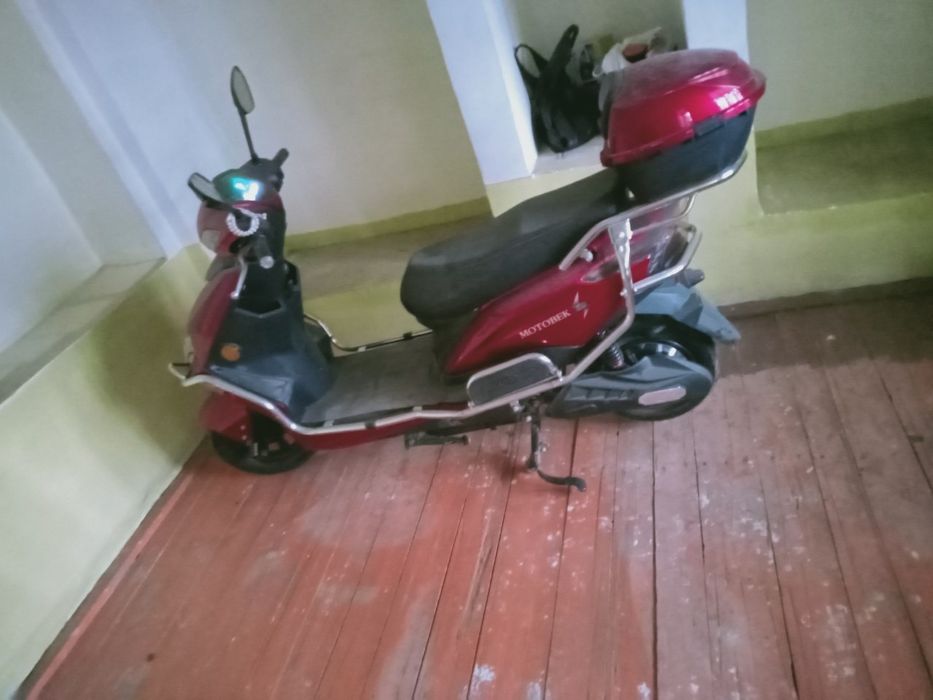 Sukuter sotiladi yangi