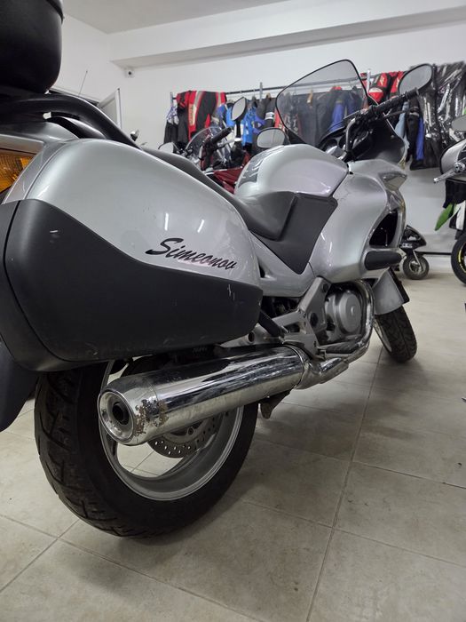 Honda  Deauville 650