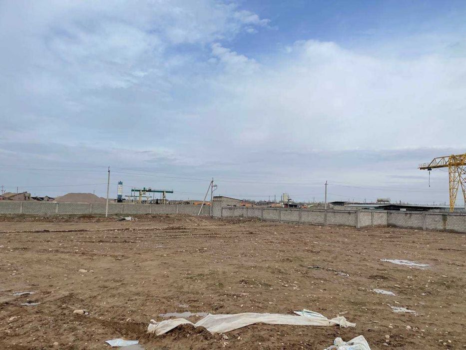 Нежилая здания 21 соток Юкоричирчикский р-н Нурлизамин МФЙ