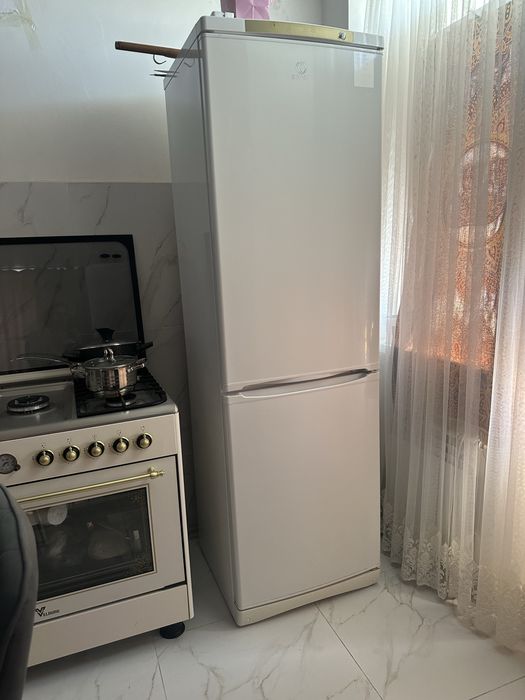 Продам буу холодильник