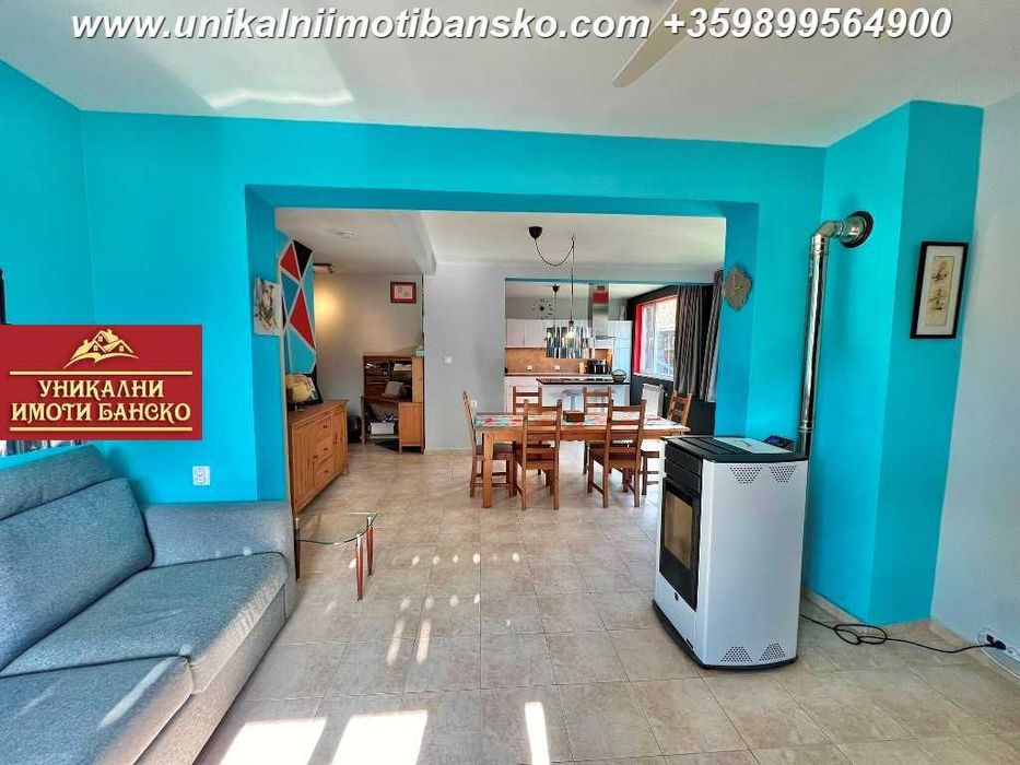 Само слънчеви и светли стаи! Просторна къща за продажба в Банско