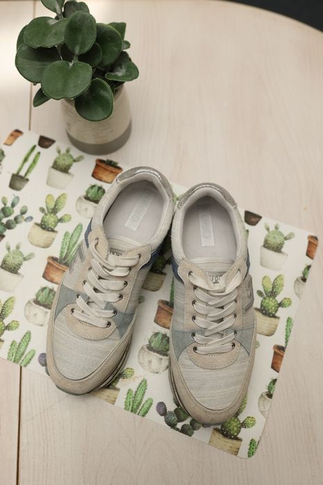 Liu Jo Сникърси Maxi  Wonder 38
Сникърси Maxi Wonder
Сникърси Maxi Won