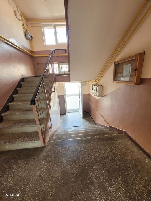 Apartament 3 camere decomandat | Carpați II | Etaj 4