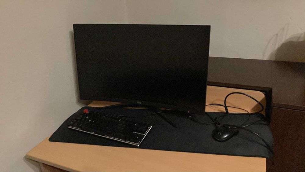 Монитор:  AOC, CQ27G2U/BK 144hz