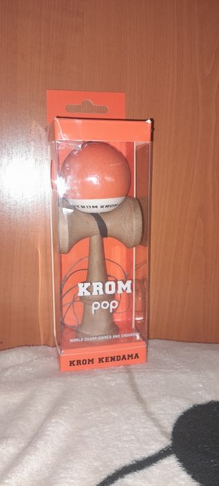 Kendama krom pop sticky