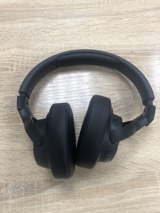 Наушник JBL 720(TM79)