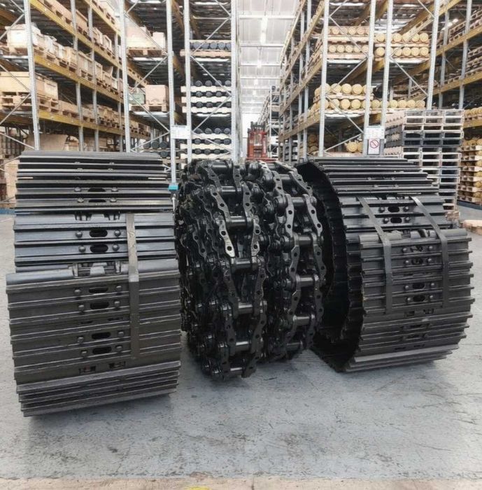 Senile lant rulare cu papuci pentru excavator Komatsu PC138US