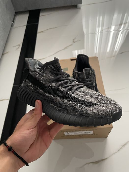 Yeezy Boost 350 dark salt Mărimile 37 1/3, 38, 39 1/3 predare personala cluj napoca