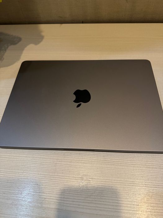 MacBook M3 2024 года