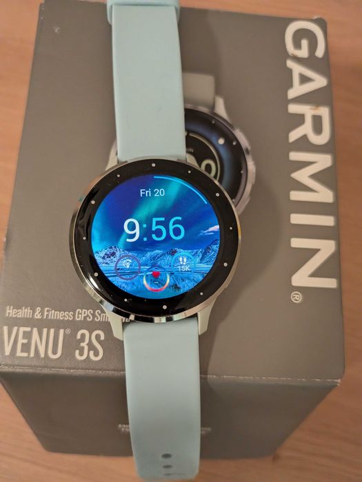 Смарт часовник Garmin Venu 3S