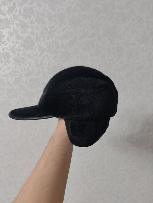 Продам зимнюю бейсболку