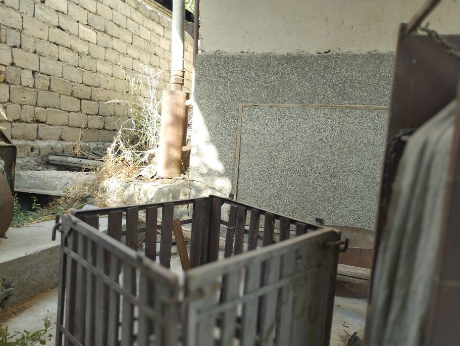 Продаётся маленький контейнер