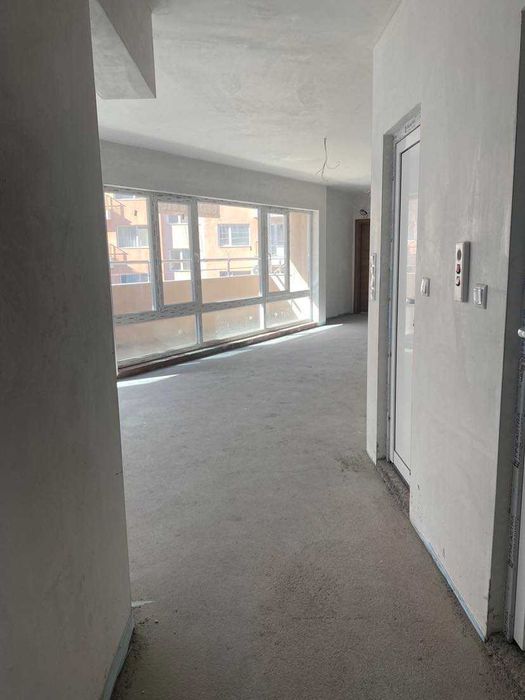 Продава се Тристаен апартамент в Пловдив, Кючук Париж - 126 кв.м за 995 €/кв.м - Снимка #3