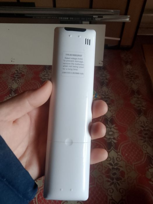 Пульты оригинал продается