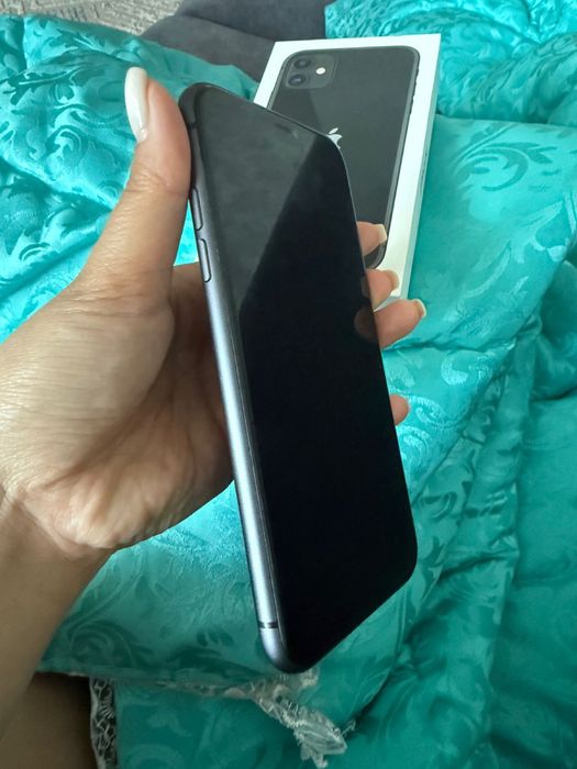 Iphone 11 с чехлам?