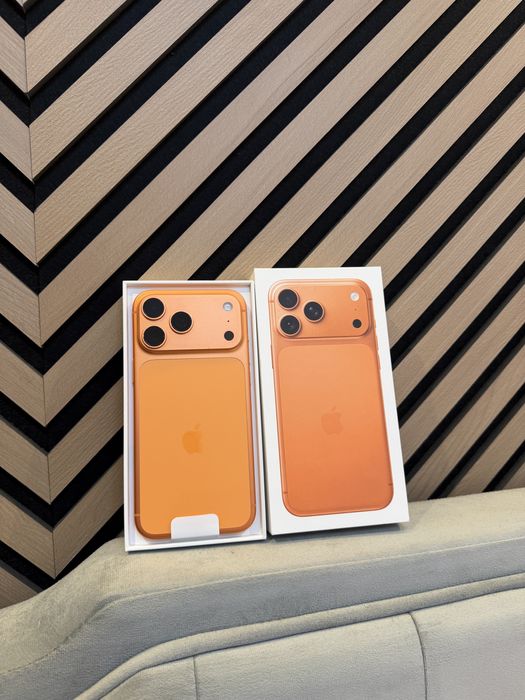 iPhone 17 Pro Max 256 GB Cosmic Orange