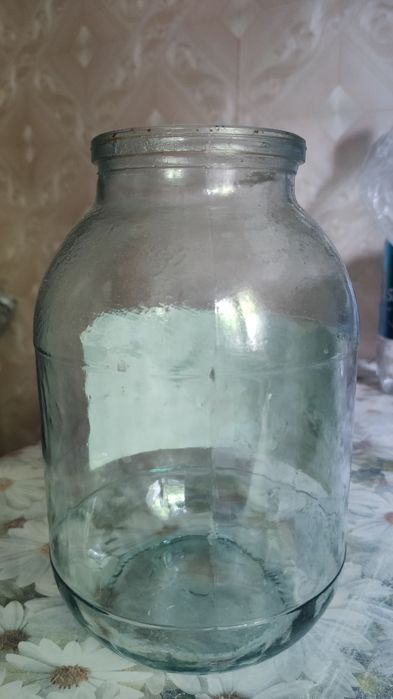 Продам банки с крышками