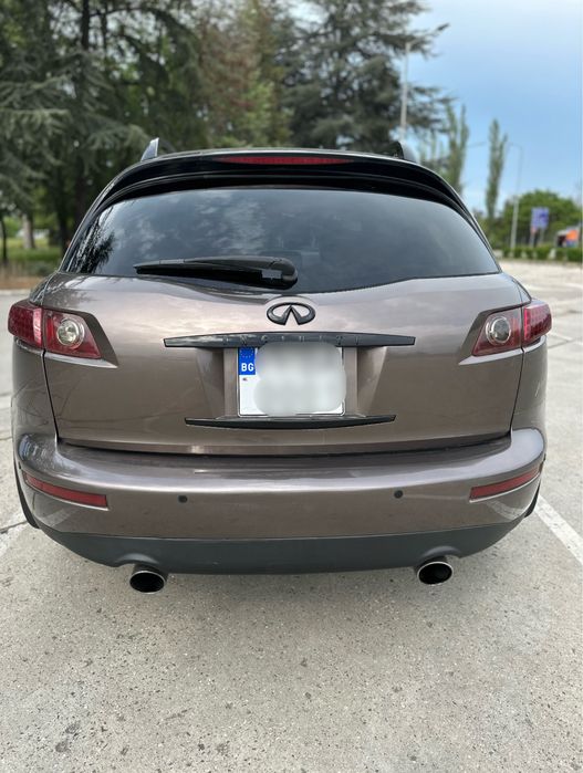 Продавам INFINITI FX 35