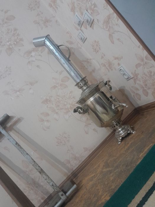 Самовар Советского качества.Почти новый.все детали на месте.Без рестов