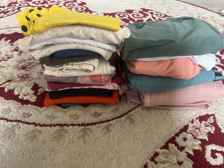 Отдам даром детские вещи