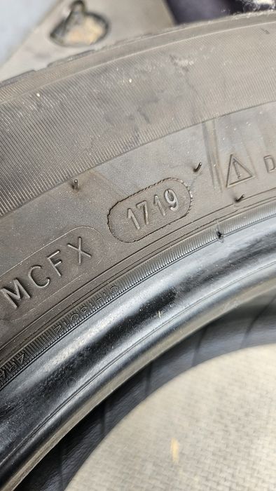 Michelin Latitude Tour HP 235/55/R17