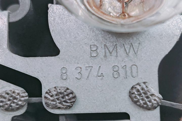 Soclu Stop Dreapta 8374810 BMW Seria 3 E46