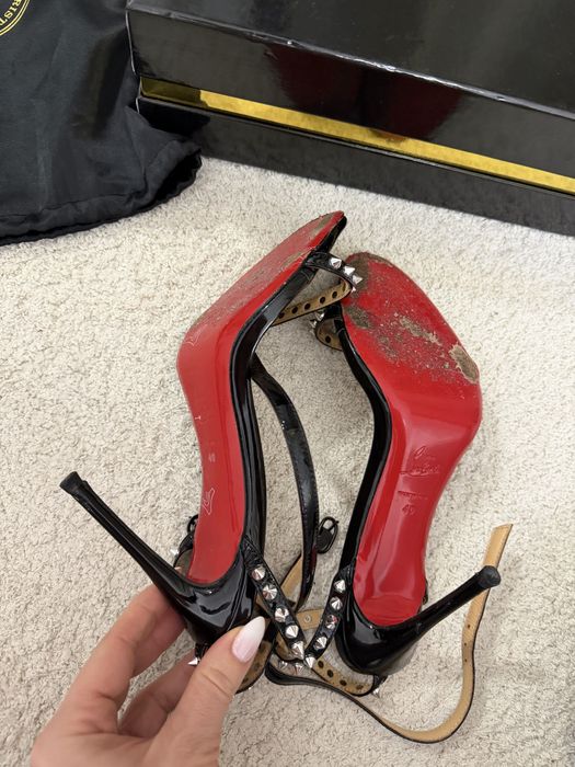 Christian Louboutin 39 So Me spike дамски сандали