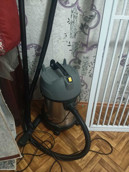 Пылесос продам б.у