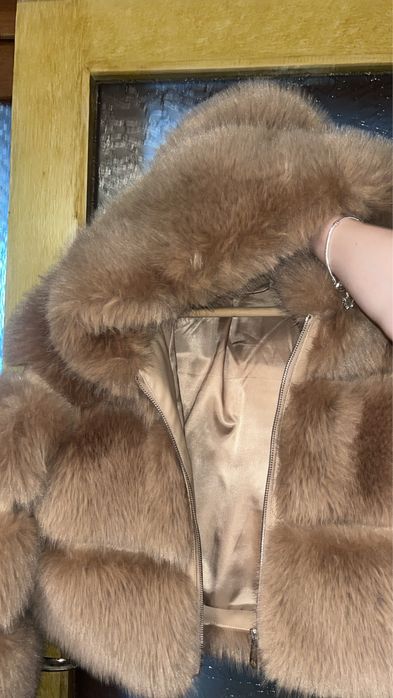 Късо пухено палто