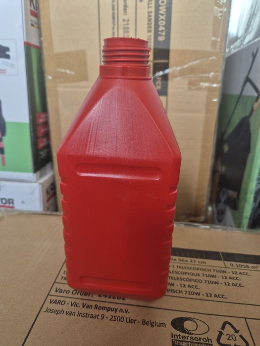 Flacoane / Recipiente / Bidoane plastic / Pet 1L și 0.5L – Ideale pentru Uleiuri / Chimicale sau orice altceva. Noi,  nefolosite