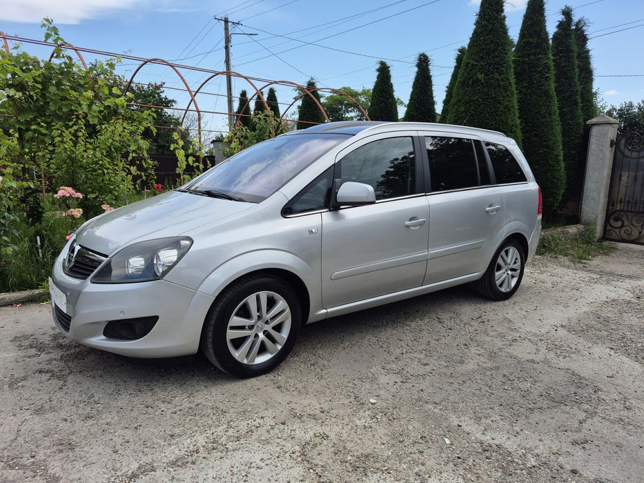 Opel zafira 1.8 benzină facelift 7 locuri