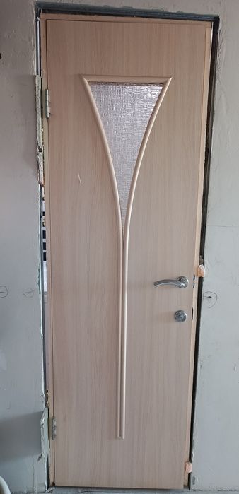 Продаются б/у межкомнатные двери