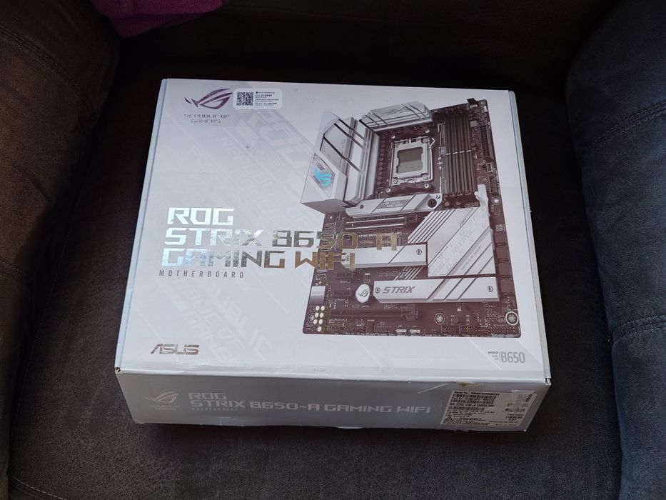 Kit ROG Strix B650-A + AMD Ryzen 5 8500G box + SSD NVMe 1TB Kingston