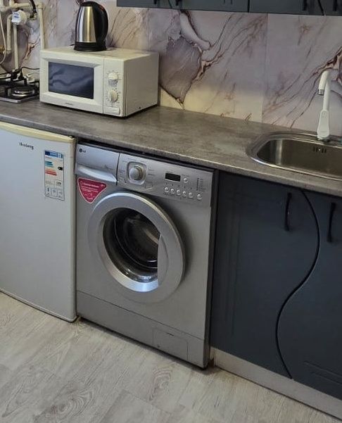 Продам стиральную машинку LG