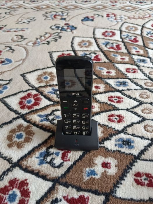 Телефон мобильный