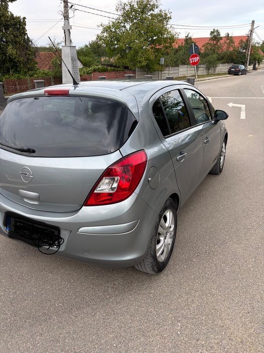 Opel Corsa 1.4 benzina